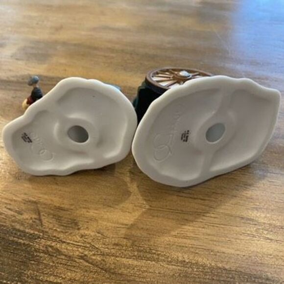 Department 56 C. Bradford, Wheelwright & Son Figurines Accessory #5818-1 - Picture 10 of 10